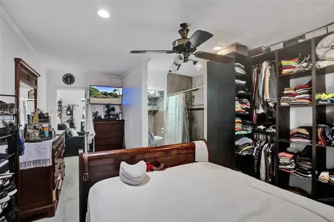 2158 NW 100th Street Miami FL 33147