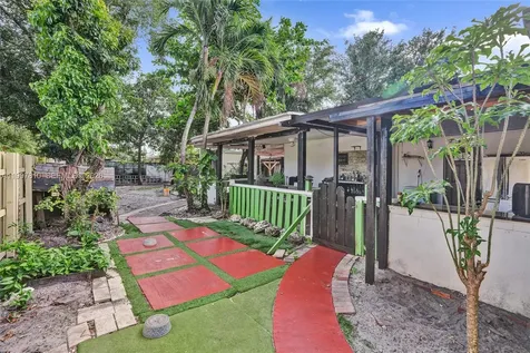 2158 NW 100th Street Miami FL 33147