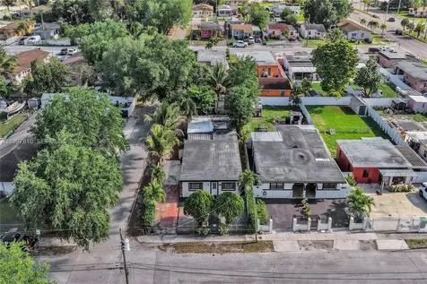 2158 NW 100th Street Miami FL 33147