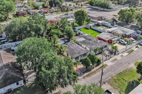 2158 NW 100th Street Miami FL 33147