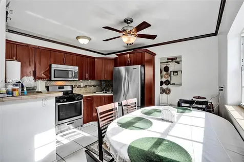 2158 NW 100th Street Miami FL 33147