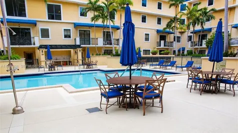 8390 SW 72nd Avenue Miami FL 33143