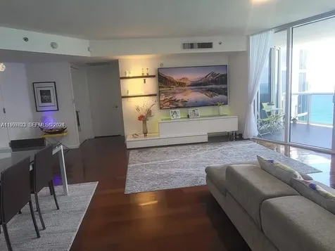 17201 Collins Avenue Sunny Isles Beach FL 33160