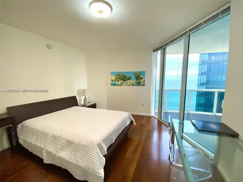 17201 Collins Avenue Sunny Isles Beach FL 33160
