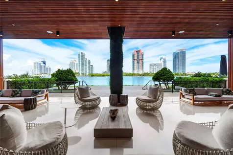 6882 Fisher Island Drive Miami Beach FL 33109