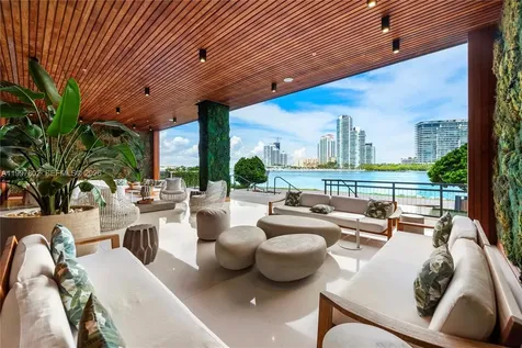 6882 Fisher Island Drive Miami Beach FL 33109