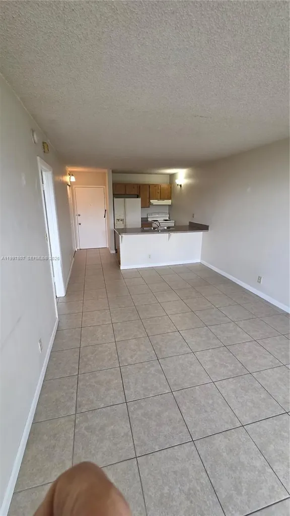 2701 Riverside Drive Coral Springs FL 33065