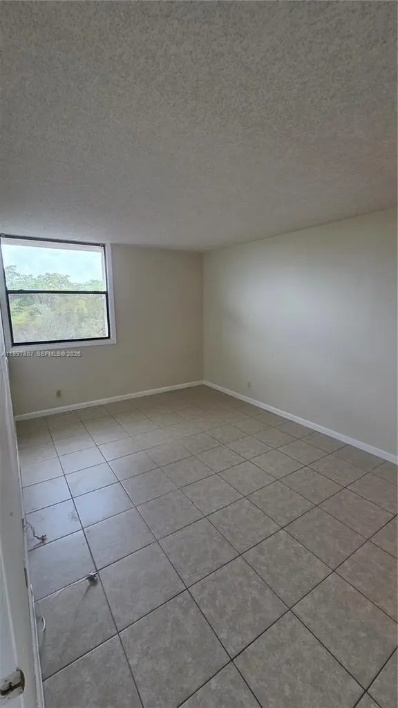 2701 Riverside Drive Coral Springs FL 33065