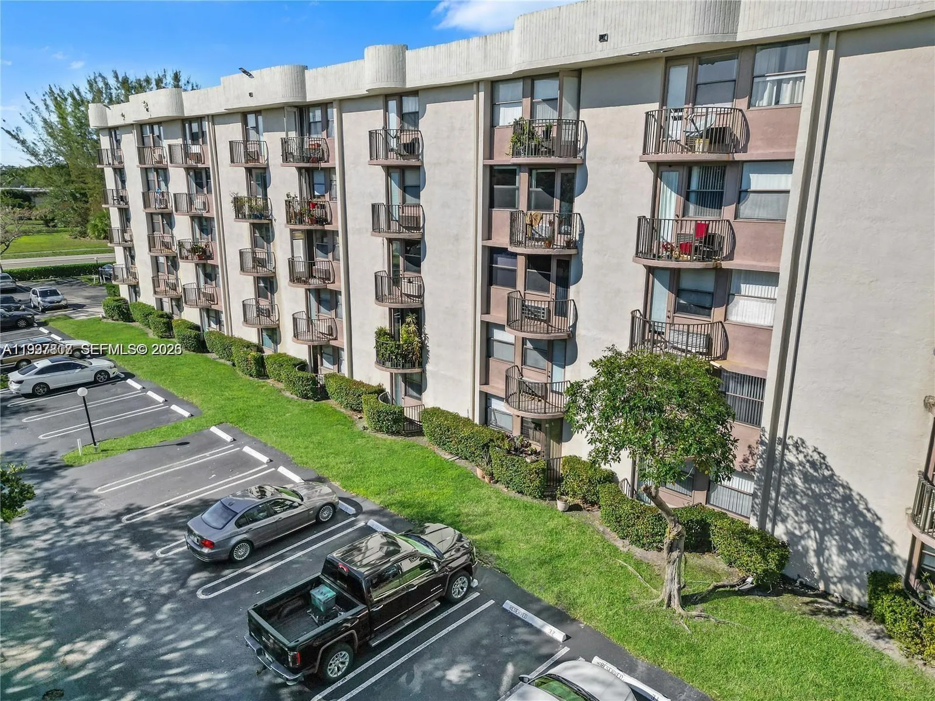 2701 Riverside Drive Coral Springs FL 33065