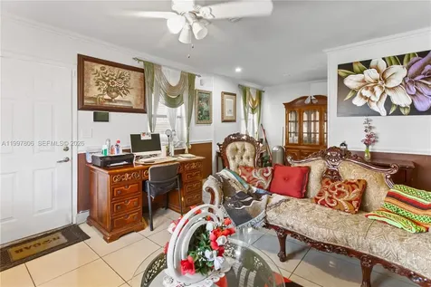4751 SW 31st Drive West Park FL 33023