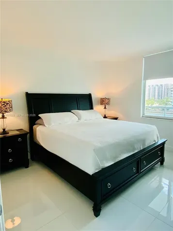 325 S Biscayne Boulevard Miami FL 33131