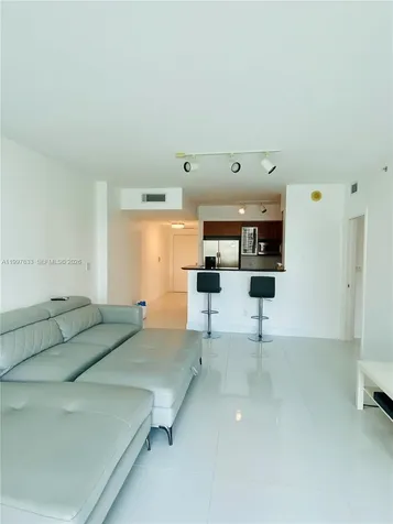 325 S Biscayne Boulevard Miami FL 33131