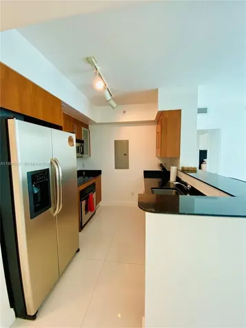 325 S Biscayne Boulevard Miami FL 33131