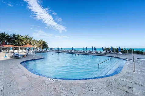 19201 Collins Avenue Sunny Isles Beach FL 33160