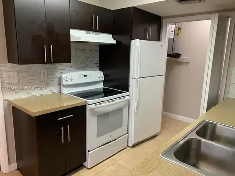 3932 NW 87th Avenue Sunrise FL 33351