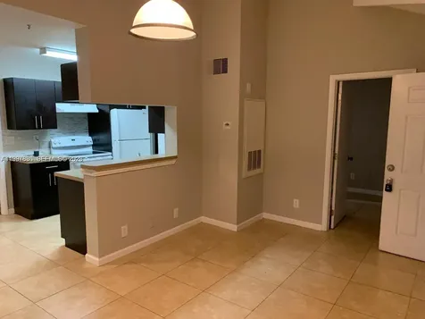 3932 NW 87th Avenue Sunrise FL 33351