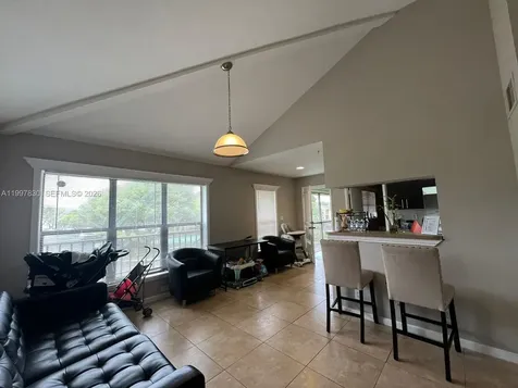 3932 NW 87th Avenue Sunrise FL 33351