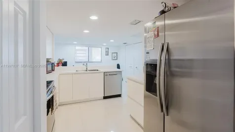 101 SW 96th Terrace Plantation FL 33324