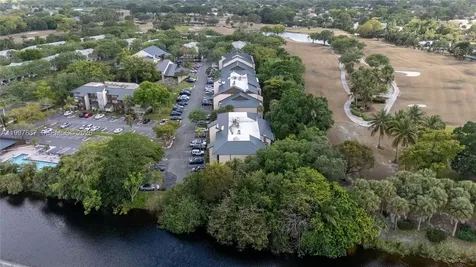 101 SW 96th Terrace Plantation FL 33324