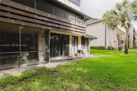 101 SW 96th Terrace Plantation FL 33324