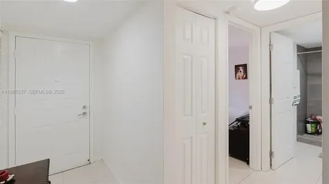 101 SW 96th Terrace Plantation FL 33324