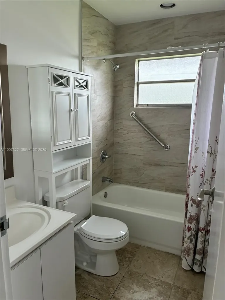652 N Flanders N Delray Beach FL 33484