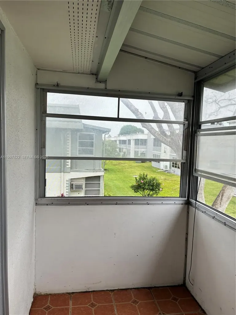 652 N Flanders N Delray Beach FL 33484