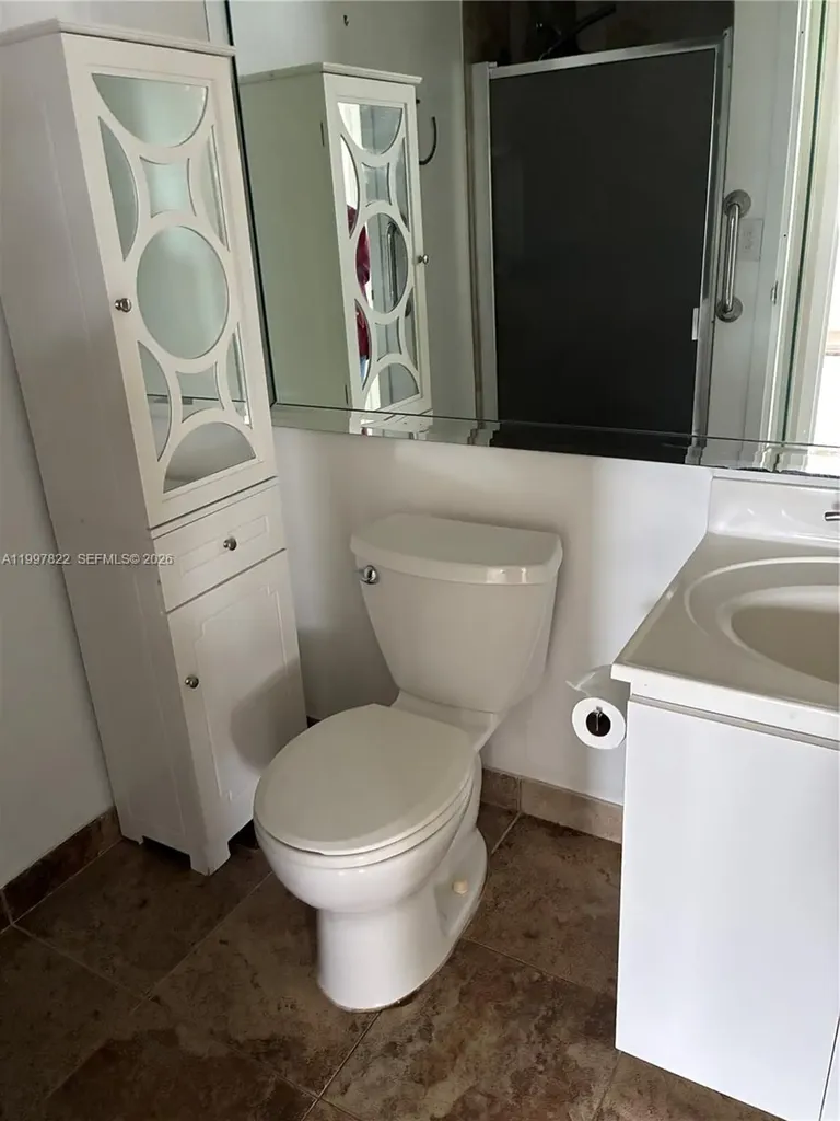 652 N Flanders N Delray Beach FL 33484