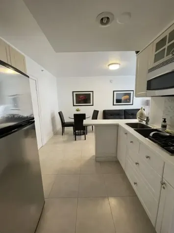 335 Ocean Drive Miami Beach FL 33139