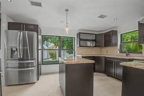 2000 Brickell Avenue Miami FL 33129