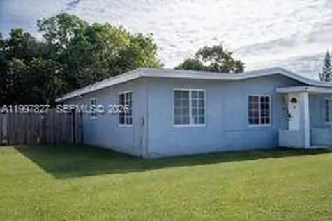 13645 NW 3rd Avenue North Miami FL 33168