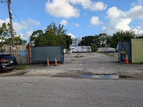 3175 NW 75th Street Miami FL 33147