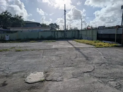 3175 NW 75th Street Miami FL 33147