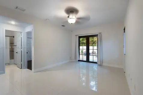 324 SW 30th Road Miami FL 33129