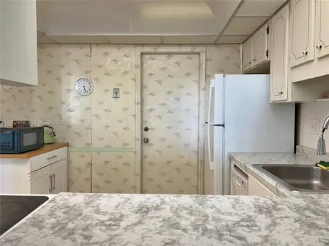 1801 S Ocean Drive Hallandale Beach FL 33009