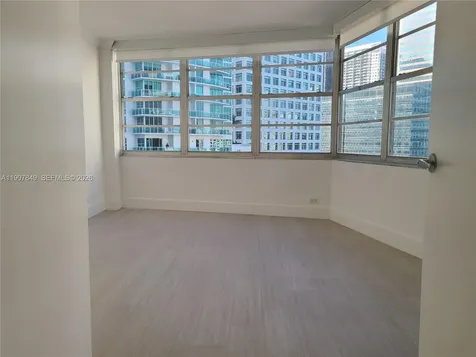 999 Brickell Bay Drive Miami FL 33131
