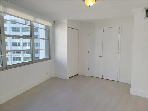 999 Brickell Bay Drive Miami FL 33131