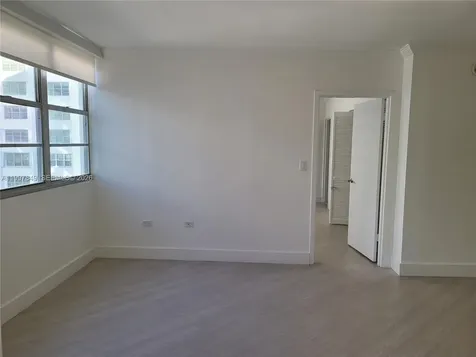 999 Brickell Bay Drive Miami FL 33131