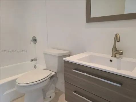 999 Brickell Bay Drive Miami FL 33131