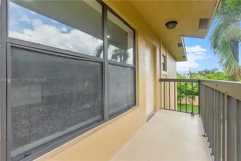 6690 W 26th Court Hialeah FL 33016