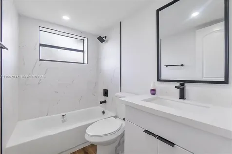 6690 W 26th Court Hialeah FL 33016