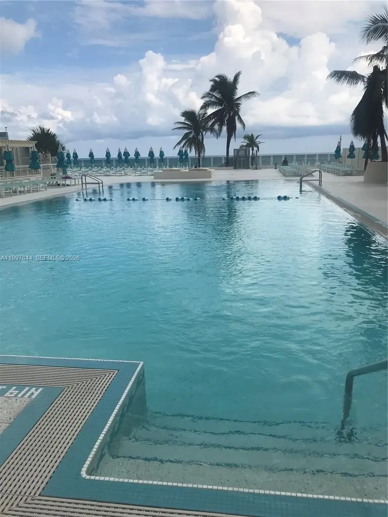 2501 S Ocean Drive Hollywood FL 33019