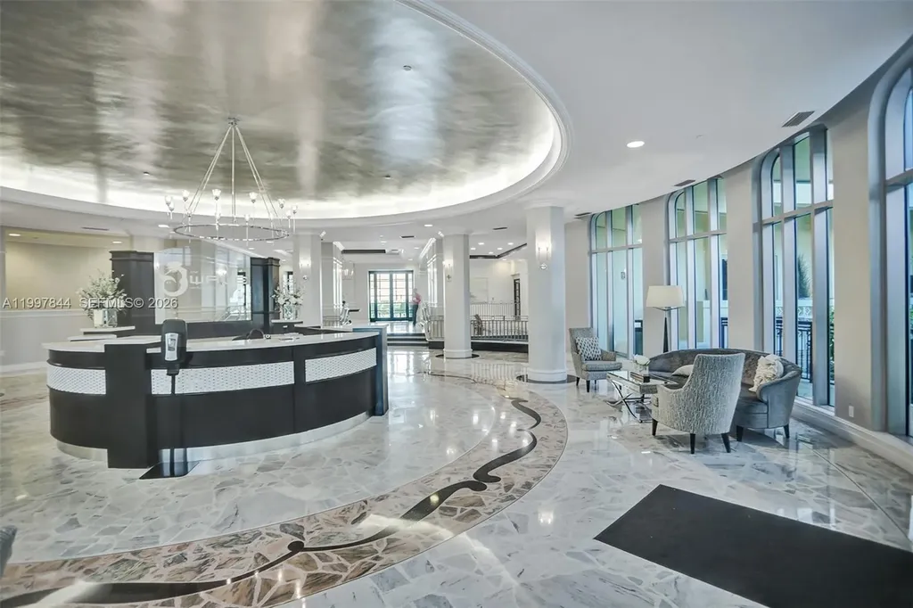 2501 S Ocean Drive Hollywood FL 33019