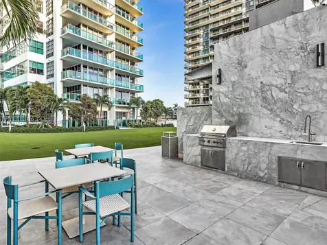 3301 NE 1st Avenue Miami FL 33137