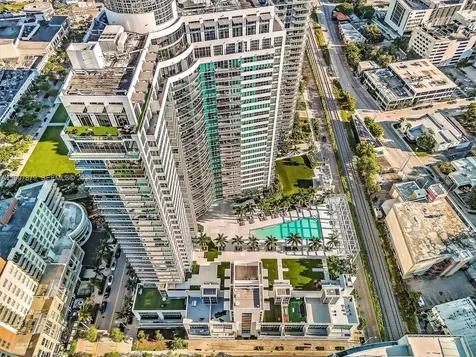 3301 NE 1st Avenue Miami FL 33137