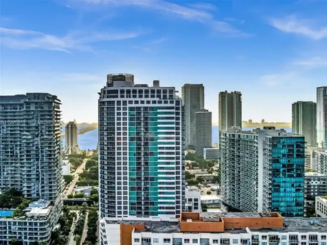 3301 NE 1st Avenue Miami FL 33137