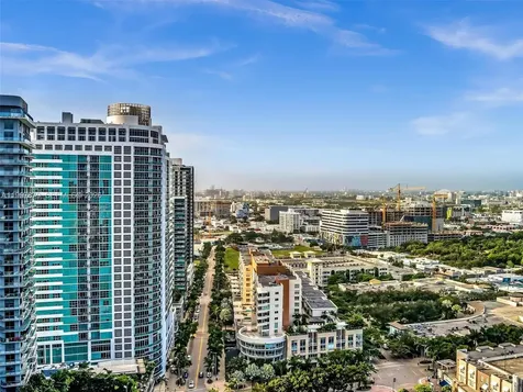 3301 NE 1st Avenue Miami FL 33137