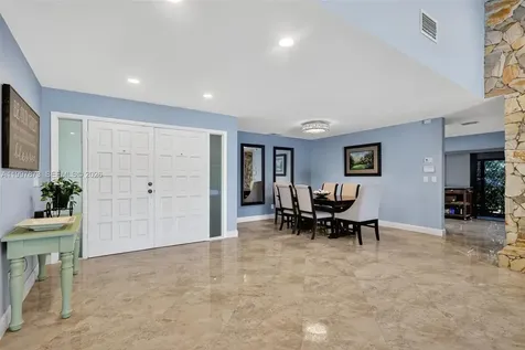 8860 SW 49th Court Cooper City FL 33328