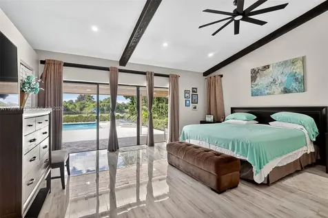 8860 SW 49th Court Cooper City FL 33328