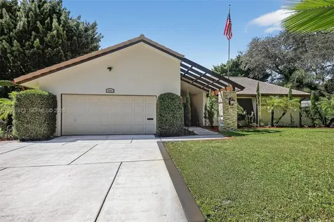 8860 SW 49th Court Cooper City FL 33328